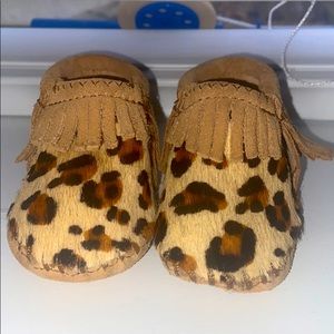 minnetonka baby girl mocs